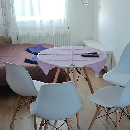 Δωμάτια σε οικογενειακή κατοικία U Anny I Piotra *