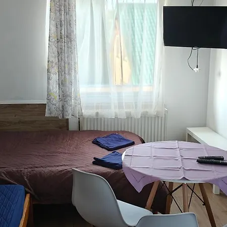 Δωμάτια σε οικογενειακή κατοικία U Anny I Piotra